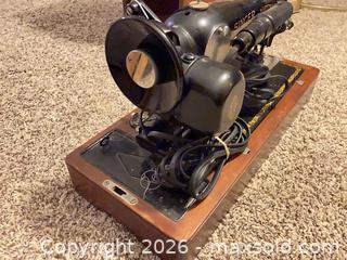 MaxSold Auction: Antique Singer sewing machine - Salmon Arm (British Columbia, Canada) SELLER MANAGED Downsizing Online Auction - 5 Avenue North East                    