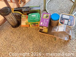MaxSold Auction: Bird feeder and more - Salmon Arm (British Columbia, Canada) SELLER MANAGED Downsizing Online Auction - 5 Avenue North East                    