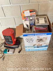 MaxSold Auction: Radios and CDs - Salmon Arm (British Columbia, Canada) SELLER MANAGED Downsizing Online Auction - 5 Avenue North East                    