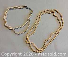 MaxSold Auction: Several Vintage Pearl Necklaces  - Toronto (Ontario, Canada) PARTNER MANAGED Reseller Online Auction - Queen Street West