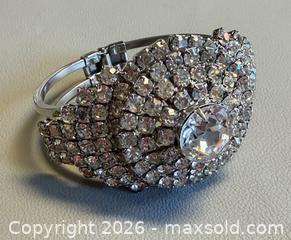 MaxSold Auction: Vintage Clear Rhinestone Evening Ring  - Toronto (Ontario, Canada) PARTNER MANAGED Reseller Online Auction - Queen Street West