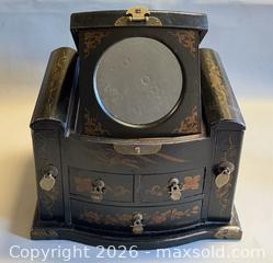 MaxSold Auction: Vintage COLLECTIBLE Asian Wooden Jewelry Box With Mirror  - Toronto (Ontario, Canada) PARTNER MANAGED Reseller Online Auction - Queen Street West