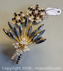 MaxSold Auction: Vintage Gold Tone Black & Clear Rhinestone Flower Brooch - Earring Set - Toronto (Ontario, Canada) PARTNER MANAGED Reseller Online Auction - Queen Street West