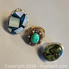 MaxSold Auction: Vintage Signed AVON Locket Poison Ring & (2) More Vintage Rings - Toronto (Ontario, Canada) PARTNER MANAGED Reseller Online Auction - Queen Street West