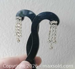 MaxSold Auction: Vintage Rhinestone Necklace and Earring Set - Brantford (Ontario, Canada) SELLER MANAGED Reseller Online Auction - West Street (CONDO)