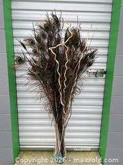 MaxSold Auction: Decorative Feather Arrangement, 48–72 in Height -ebn - Maple Ridge (British Columbia, Canada) PARTNER MANAGED Estate Sale Online Auction - 203 Street