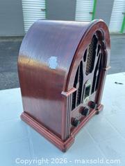 MaxSold Auction: General Electric 7-4100JA Radio, Mahogany Veneer -ebn - Maple Ridge (British Columbia, Canada) PARTNER MANAGED Estate Sale Online Auction - 203 Street