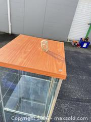 MaxSold Auction: Glass Curio Display Cabinet, Clear Glass, 3 Shelves -ebn - Maple Ridge (British Columbia, Canada) PARTNER MANAGED Estate Sale Online Auction - 203 Street