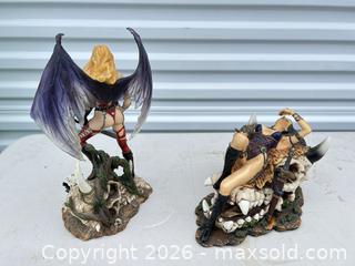 MaxSold Auction: Lot of 2 Resin Figurines 9-12 in -ebn - Maple Ridge (British Columbia, Canada) PARTNER MANAGED Estate Sale Online Auction - 203 Street