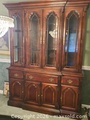 MaxSold Auction: Traditional Cherry / Mahogany China Cabinet Hutch -ss - Maple Ridge (British Columbia, Canada) PARTNER MANAGED Estate Sale Online Auction - 203 Street