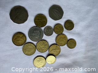 MaxSold Auction: Lot of AUSTRALIAN COINS  - Warwick Township (Pennsylvania, USA) SELLER MANAGED Estate Sale Online Auction -  Crocker Lane