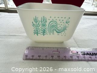 MaxSold Auction: Vintage Pyrex Butter Rooster Design Refrigerator 1 1/2 cup Dish  - Warwick Township (Pennsylvania, USA) SELLER MANAGED Estate Sale Online Auction -  Crocker Lane