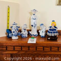 MaxSold Auction: Blue and White Lot #2 - Kingston (Ontario, Canada) SELLER MANAGED Estate Sale Online Auction - Joyce Street