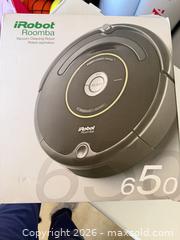 MaxSold Auction: iRobot Roomba 650 Robot Vacuum - Round Rock (Texas, USA) SELLER MANAGED Downsizing Online Auction -  Gattis School Road