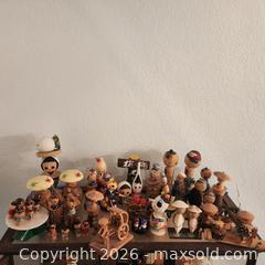 MaxSold Auction: Kokeshi Doll Collection - Big Lot - Sacramento (California, USA) SELLER MANAGED Moving Online Auction - Smithfield Way