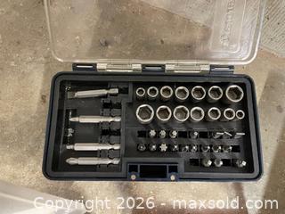 MaxSold Auction: Collection of drill bits - North Saanich (British Columbia, Canada) SELLER MANAGED Downsizing Online Auction - Lands End Road            