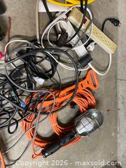 MaxSold Auction: Cords, extension cords, lamp - North Saanich (British Columbia, Canada) SELLER MANAGED Downsizing Online Auction - Lands End Road            