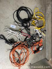 MaxSold Auction: Cords, extension cords, lamp - North Saanich (British Columbia, Canada) SELLER MANAGED Downsizing Online Auction - Lands End Road            
