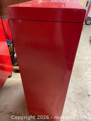 MaxSold Auction: Metal tools storage - North Saanich (British Columbia, Canada) SELLER MANAGED Downsizing Online Auction - Lands End Road            