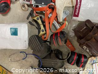 MaxSold Auction: Personal protective equipment - North Saanich (British Columbia, Canada) SELLER MANAGED Downsizing Online Auction - Lands End Road            