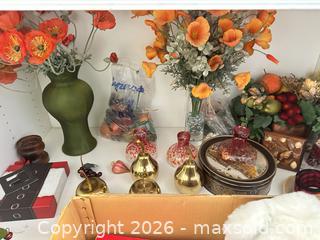 MaxSold Auction: Lot of mixed decor: Christmas + more  - San Jose (California, USA) SELLER MANAGED Estate Sale Online Auction - Halkins Drive