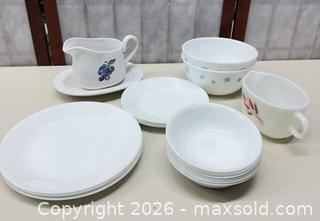 MaxSold Auction: Corelle — Plates, Bowls, Serving Bowl & Corelle Coordinates Creamer - Warwick (Rhode Island, USA) SELLER MANAGED Reseller Online Auction - Warwick Avenue
