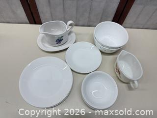 MaxSold Auction: Corelle — Plates, Bowls, Serving Bowl & Corelle Coordinates Creamer - Warwick (Rhode Island, USA) SELLER MANAGED Reseller Online Auction - Warwick Avenue