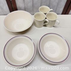 MaxSold Auction: Corelle Stoneware Bowls and Mugs, Off-White/Cream - Warwick (Rhode Island, USA) SELLER MANAGED Reseller Online Auction - Warwick Avenue