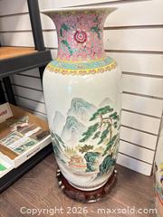 MaxSold Auction: Chinese Famille Rose Vase - Large - Surrey (British Columbia, Canada) PARTNER MANAGED Downsizing Online Auction - 16th Avenue