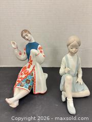 MaxSold Auction: Porcelain Figures - Surrey (British Columbia, Canada) PARTNER MANAGED Downsizing Online Auction - 16th Avenue