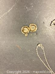 MaxSold Auction: Silver Jewelry - Surrey (British Columbia, Canada) PARTNER MANAGED Downsizing Online Auction - 16th Avenue