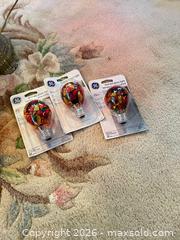 MaxSold Auction: Antique Vintage Glass & Metal Table Lamp with Amber Shade - Calgary (Alberta, Canada) SELLER MANAGED Moving Online Auction - Varsville Place Nw