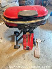 MaxSold Auction: Coleman RoadTrip Gas Grill, 2-Burner - Calgary (Alberta, Canada) SELLER MANAGED Moving Online Auction - Varsville Place Nw