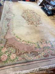 MaxSold Auction: Floral Aubusson-Style Wool Area Rug, 9' x 16' oriental rug  - Calgary (Alberta, Canada) SELLER MANAGED Moving Online Auction - Varsville Place Nw