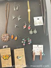 MaxSold Auction: Mixed Jewelry Lot: Earrings, Necklace, Bracelet, Watch - Calgary (Alberta, Canada) SELLER MANAGED Moving Online Auction - Varsville Place Northwest