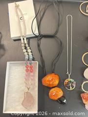 MaxSold Auction: Multicolor Boho Statement Pendant Necklace, Adjustable Length  - Calgary (Alberta, Canada) SELLER MANAGED Moving Online Auction - Varsville Place Northwest