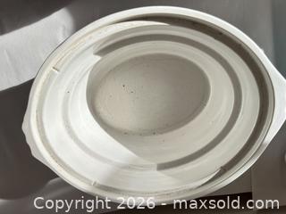 MaxSold Auction: Rival 5-6 qt Slow Cooker, Pyrex Bowls, Corelle Casserole & Ladle - Calgary (Alberta, Canada) SELLER MANAGED Moving Online Auction - Varsville Place Northwest