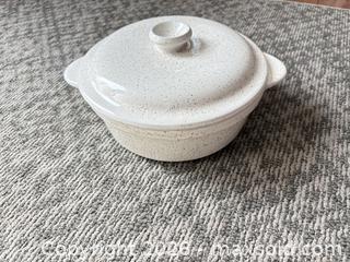 MaxSold Auction: Blue Mountain Pottery Stoneware Casserole Dish,  8inches - Mississippi Mills (Ontario, Canada) SELLER MANAGED Downsizing Online Auction - Rae Road