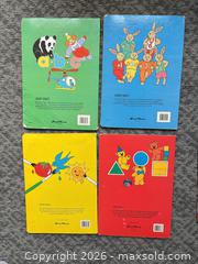 MaxSold Auction: Lot of 6-10 Board Books for Infants/Toddlers, English - Mississippi Mills (Ontario, Canada) SELLER MANAGED Downsizing Online Auction - Rae Road