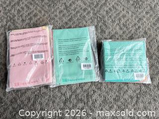 MaxSold Auction: Tupperware Microfiber Cleaning Cloths, Assorted Colors - Mississippi Mills (Ontario, Canada) SELLER MANAGED Downsizing Online Auction - Rae Road