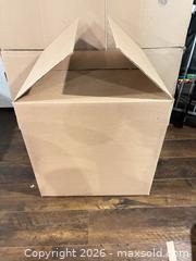 MaxSold Auction: ULINE 22 x 22 x 22 Corrugated Moving Boxes (Bundle of 15) - Mississippi Mills (Ontario, Canada) SELLER MANAGED Downsizing Online Auction - Rae Road