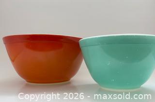 MaxSold Auction: Set of 2 Vintage Pyrex Mixing Bowls - 1950s Robin’s Egg Blue & Flameglo - Cornwall (Ontario, Canada) SELLER MANAGED Downsizing Online Auction - Queen Street