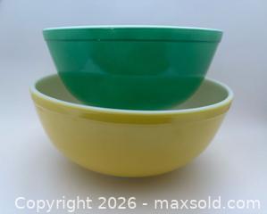 MaxSold Auction: Vintage Pyrex Primary Colours Bowls - Early Yellow & Green - Cornwall (Ontario, Canada) SELLER MANAGED Downsizing Online Auction - Queen Street