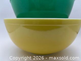 MaxSold Auction: Vintage Pyrex Primary Colours Bowls - Early Yellow & Green - Cornwall (Ontario, Canada) SELLER MANAGED Downsizing Online Auction - Queen Street