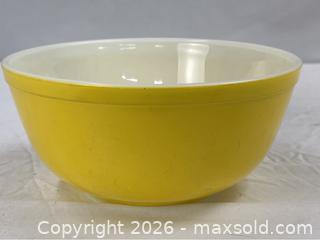 MaxSold Auction: Vintage Pyrex Yellow Mixing Bowl - Campbell (California, USA) PARTNER MANAGED Estate Sale Online Auction - Dell Avenue
