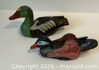 MaxSold Auction: Vintage Wooden Duck Set - Toronto (Ontario, Canada) SELLER MANAGED Estate Sale Online Auction - Magnetic Drive