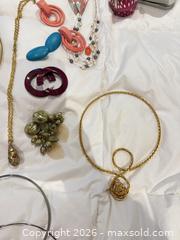 MaxSold Auction: Mixed Costume Jewelry Lot: Necklaces, Earrings, Bracelets, Rings B - Toronto (Ontario, Canada) Downsizing Online Auction - Blantyre Avenue