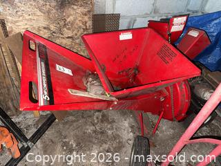 MaxSold Auction: MTD 5 HP Gas Chipper/Shredder C - Toronto (Ontario, Canada) Downsizing Online Auction - Blantyre Avenue