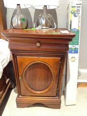 MaxSold Auction: Nightstand / Bedside Table C - Toronto (Ontario, Canada) Downsizing Online Auction - Blantyre Avenue