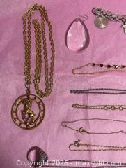 MaxSold Auction: Miscellaneous Lot of Jewelry - Newmarket (Ontario, Canada) SELLER MANAGED Downsizing Online Auction - Wendy Culbert Crescent